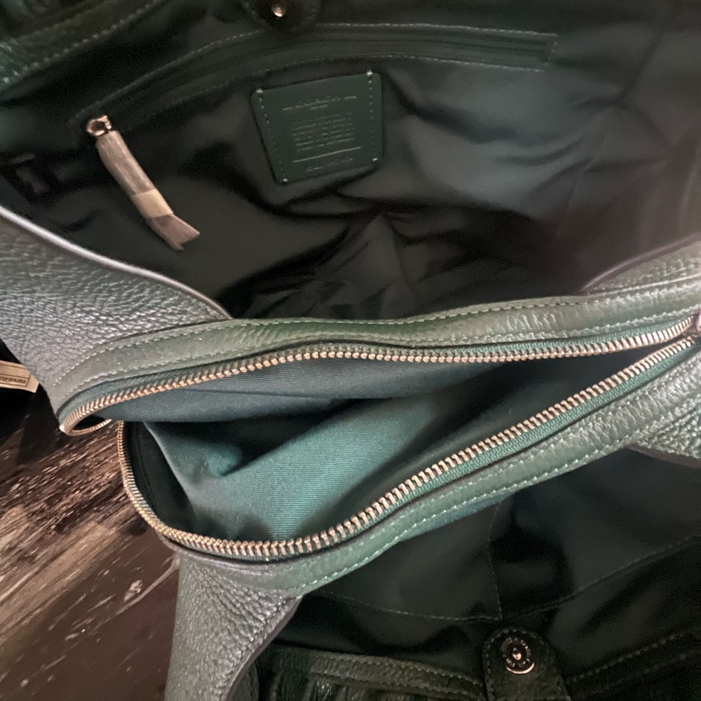 Coach Green Leather Shoulder Bag - Picture 5 of 10